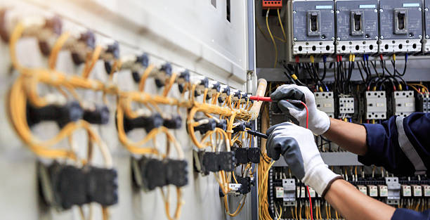 Professional Electrician technician working in Johns Creek, GA